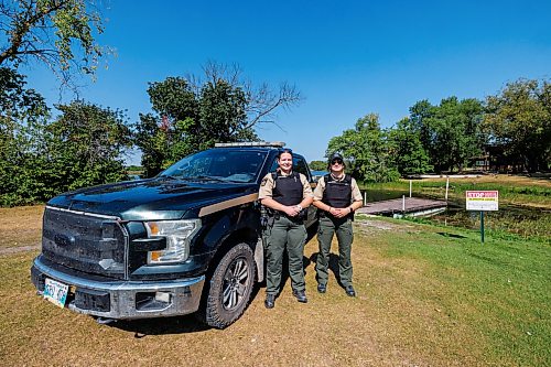 MIKE DEAL / FREE PRESS
Elyse Savoie (left) and Risa Shatford (right) are two of the four Park Patrol Officers at St. Malo Provincial Park.
Reporter: Melissa Martin
260821 - Friday, August 21, 2026.