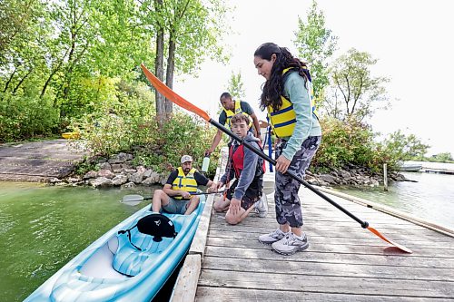 Ruth Bonneville / Free Press
Standup Tandem Kayaking
Neeman Mirza and his wife Ruby Mirza try out a tandem Kayak together at the Bee2Gether Excursions boat launch at Fort Whyte Thursday.
Bee2gether Excursions is a family-run rental business that offers bikes, motorized tandem bikes as well as novelty buggies and boat rentals on the lake at their Fort Whyte location.
Aug 27th,, 2026