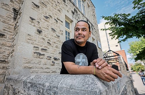 JOHN WOODS / FREE PRESS
Ray Ducharme, who has had a drug overdose, is photographed on Edmonton Sunday, August 30, 2026. Ducharme is recovering and works in the industry.

reporter: scott