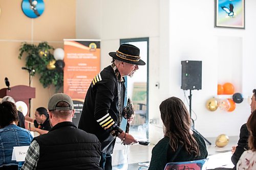 MIKAELA MACKENZIE / FREE PRESS
	
Perry Williams smudges at the Native Addictions Council of Manitoba grand re-opening of its renovated space on Salter Street on Tuesday, Sept. 1, 2026.

For Scott story.
Free Press 2026