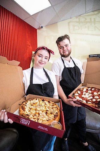 MIKAELA MACKENZIE / FREE PRESS
	
Oleksii Samokhval and Iryna Mehedyn, owners of Crusty Craft Pizza in Transcona, on Wednesday, Sept. 2, 2026.

For Dave Sanderson story.
Free Press 2026