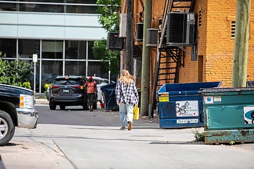 MIKAELA MACKENZIE / FREE PRESS
	
An alleyway between Furby and Sherbrook, just north of Portage Avenue, on Wednesday, Sept. 2, 2026.

For Scott story.
Free Press 2026