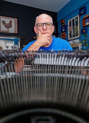 MIKE DEAL / FREE PRESS
Michael J Clark is a local suspense/crime author who writes his books using manual typewriters. He’s a big proponent of the machines and using them in composition, with a collection of over 50.
Reporter: Sheldon Birnie
260908 - Tuesday, September 08, 2026.
