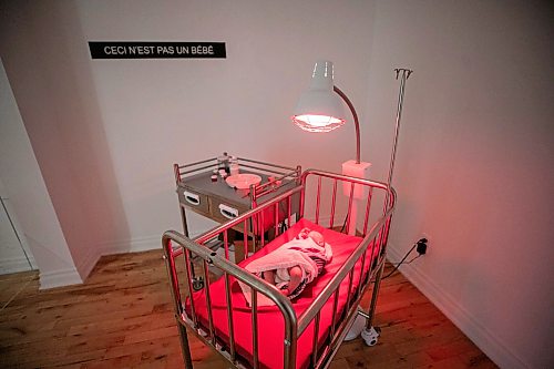 MIKAELA MACKENZIE / FREE PRESS
Artist Emilie St-Hilaireճ new exhibition, Objects of Fidelity: Barbies, bots, bbs, at La Maison des Artistes on Tuesday, Sept. 8, 2026.
For Jen story.
Free Press 2026