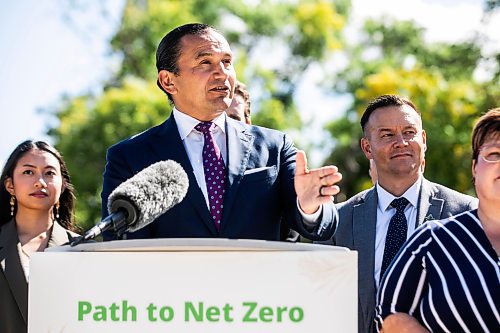 MIKAELA MACKENZIE / FREE PRESS
Premier Wab Kinew speaks at a press conference for a net zero action plan announcement at Southwood Circle on Wednesday, Sept. 9, 2026.
For Carol story.
Free Press 2026