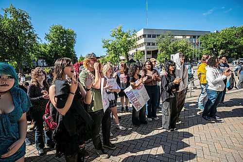 MIKAELA MACKENZIE / FREE PRESS
A rally pushing to ban the Dominion Society from campus takes place at the University of Manitoba on Wednesday, Sept. 9, 2026.
For Maggie story.
Free Press 2026