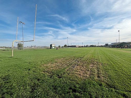 MIKE APORIUS / FREE PRESS
Attempts to repair North Winnipeg Nomads field were unsuccessful, with it being declared 'unsafe and unstable' for players.