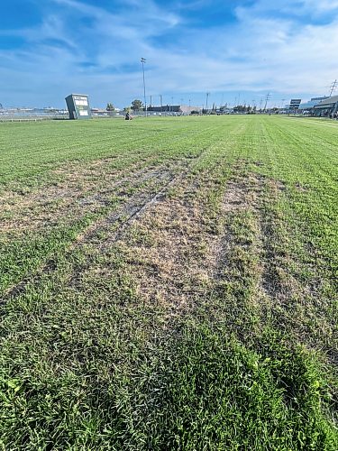 MIKE APORIUS / FREE PRESS
Attempts to repair North Winnipeg Nomads field were unsuccessful, with it being declared 'unsafe and unstable' for players.