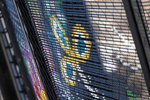 Ruth Bonneville / Free Press
ENT - Metis / Main
Photo of the massive metal chain screen featuring a traditional floral Métis beadwork design is being installed on the facade of Winnipeg's historic Bank of Montreal building at Portage and Main.
The Artist: Created by renowned Red River Métis artist Jennine Krauchi.
Reporter: Conrad Sweatman
Sept 9th, 2026