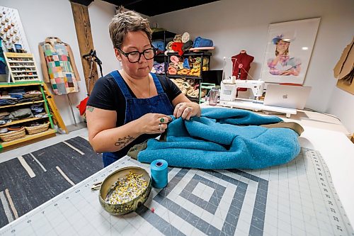 MIKE DEAL / FREE PRESS
Sylvie Desjarlais a Métis and Franco-Manitoban sewist, quilt maker, and textile artist in her studio at 618 ARTlington Studios. 
Working under the name Bo Peep Reimagined Textiles.
Reporter: AV Kitching
260910 - Thursday, September 10, 2026.