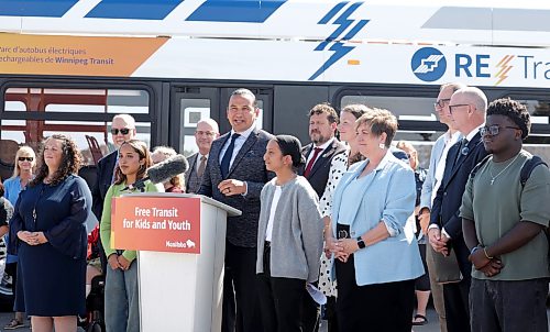 Ruth Bonneville / Free Press

LOCAL - transit / Kinew
Free transit for youth in Winnipeg

Premier Wab Kinew along with Mayor Scott Gillingham, City of Winnipeg and others  host news conference announcing Free transit for youth in Winnipeg Thursday.  The presser took place at Grant Park High School, (bus loop behind the school).  

 The presser took place at Grant Park High School, (bus loop behind the school).  

See story by Chris

Sept 10th,   2026