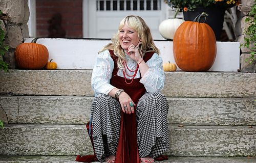 Ruth Bonneville / Free Press
ENT - Patron of Dreams
Photo of Tara Cole-McCaffrey outside her vintage home which has a clothing store located in her attic.
Story profile piece on the woman behind her boutique vintage shop.
Tara is the patron of dreams. Her boutique store, tucked away in the attic of her family home, is by appointment only. Her home is a this slice of vintage fashion heaven.

Story by AV Kitching
Sept 11th, 2026