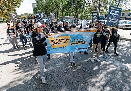 JOHN WOODS / FREE PRESS
People participate in the Fentanyl Awareness Day Walk from the Forks to the legislature Sunday, September 13, 2026.
reporter: marsha