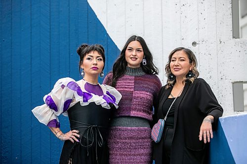 MIKAELA MACKENZIE / FREE PRESS
North of North actors Zorga Qaunaq (left) and Anna Lambe (centre) and show co-creator Alethea Arnaquq-Baril (right) on Monday, Sept. 14, 2026.
For AV story.
Free Press 2026