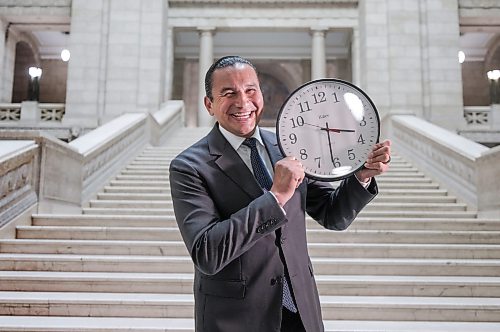 Ruth Bonneville / Free Press
Local Permanent Daylight Saving Time
Fun photo of Premier Wab Kinew with a clock in his hands at the Legislative Building Thursday. For story on how Manitoba Will Move to Permanent Daylight Saving Time.
After listening to the views of Manitobans on seasonal time changes, the Manitoba government has decided to remain on daylight saving time (DST) permanently, Premier Wab Kinew announced today.
Sept 17th, 2026