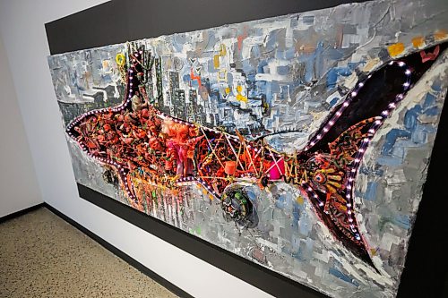 MIKE DEAL / FREE PRESS
Local artist Ryan Smoluk with his solo show, Maze City at Winnipeg Art Gallery (WAG)-Qaumajuq which is on view September 12, 2026 to May 3, 2027.
Detail photo of Smoluk’s piece titled, Horrors of Plastic in the Ocean, 2014, made with wood, concrete, plastic, LED lights, pink florescent paint, found objects.
Reporter: Jen Zoratti
260917 - Thursday, September 17, 2026.