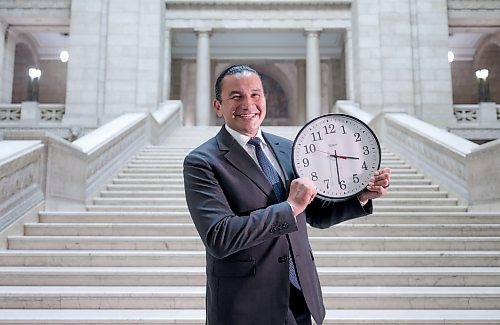 Ruth Bonneville / Free Press
Local Permanent Daylight Saving Time
Fun photo of Premier Wab Kinew with a clock in his hands at the Legislative Building Thursday. For story on how Manitoba Will Move to Permanent Daylight Saving Time.
After listening to the views of Manitobans on seasonal time changes, the Manitoba government has decided to remain on daylight saving time (DST) permanently, Premier Wab Kinew announced today.
Sept 17th, 2026