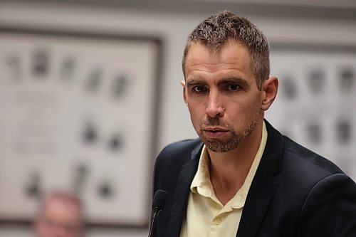 City of Brandon planning and buildings director Ryan Nickel said the current limit is in place to ensure there's a turnover of vehicles parked on city streets. (Alex Lambert/The Brandon Sun)