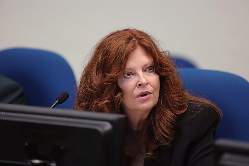 Brandon Coun. Heather Karrouze (Ward 1) speaks at a city council meeting on Monday. (Alex Lambert/The Brandon Sun)