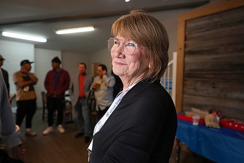 Ruth Bonneville / Free Press
local - Klein presser Street Links
St. Boniface Street Links Executive Director, Marion Willis, attended and answered questions from the media at mayoral candidate, Kevin Klein’s news conference on building bridges to those living on the street at his campaign office Thursday.
See story by Malak
Sept 24th, 2026