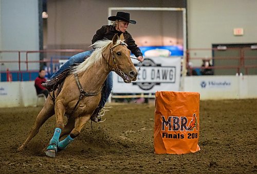Tammy Kelly and her horse Double Shooters compete at the Manitoba Barrel Racing Association 2018 Finals in this file image. (Chelsea Kemp/The Brandon Sun)
