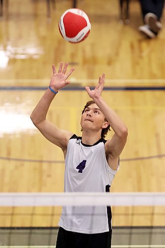 25092026
Jagger Hansen-Young (4) of the Vincent Massey Vikings sets the ball during the Vikings match against the Major Pratt Trojans in the Brandon University high school boys’ volleyball tournament at the Brandon University Healthy Living Centre on Friday. 
(Tim Smith/The Brandon Sun)