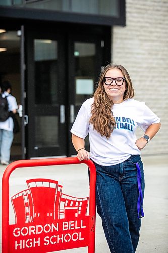 MIKAELA MACKENZIE / FREE PRESS
Kelsey Shiaro, guidance counsellor, at Gordon Bell High School on Friday, Sept. 25, 2026.
For Maggie story.
Free Press 2026