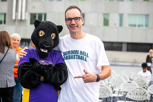MIKAELA MACKENZIE / FREE PRESS
	
Superintendent Matt Henderson at Gordon Bell High School on Friday, Sept. 25, 2026.

For Maggie story.
Free Press 2026