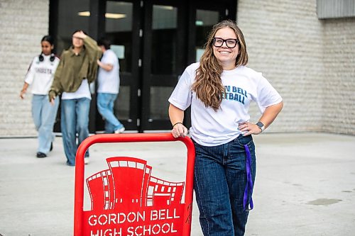 MIKAELA MACKENZIE / FREE PRESS
Kelsey Shiaro, guidance counsellor, at Gordon Bell High School on Friday, Sept. 25, 2026.
For Maggie story.
Free Press 2026