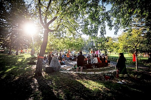 JOHN WOODS / FREE PRESS
People participate in a Reconciliation Walk at St John’s Park in Winnipeg, Sunday, September 27, 2026.
reporter: standup