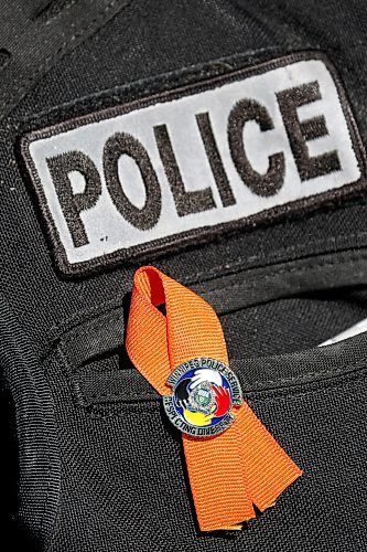 JOHN WOODS / FREE PRESS
A ribbon photographed during a National Day of Truth and Reconciliation event at the Winnipeg Police Service north district station in Winnipeg, Sunday, September 27, 2026.
reporter: malak