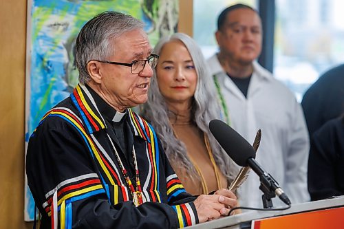 MIKE DEAL / FREE PRESS
Rev. Canon Dr. Murray Still board chair of Initiatives for Just Communities (IJC) one of the seven community organizations receiving new funding from the employment and income assistance endowment fund, speaks during the announcement.
Families Minister Nahanni Fontaine announces that the province is strengthening the support system available for young adults aging out of Child and Family Services (CFS) care by investing $1.7-Million as part of its broader commitment to reduce poverty, prevent homelessness and improve outcomes for vulnerable Manitobans, during a press conference at Initiatives for Just Communities, 555 Broadway, on Monday morning.
Reporter: Nicole Buffie
260928 - Monday, September 28, 2026.
