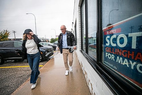 MIKAELA MACKENZIE / FREE PRESS
Scott and Marla Gillingham arrive at the campaign office on Saturday, Sept. 26, 2026.
For Malak day-in-the-life story.
Free Press 2026