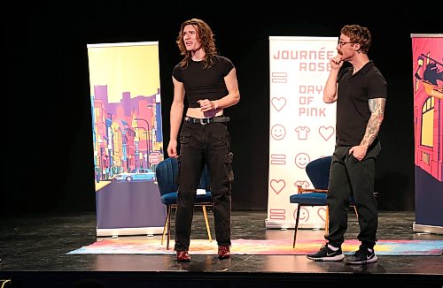 Ruth Bonneville / Free Press
ENT DAY OF PINK PLAY
PHOTO OF DAY OF PINK, ACTORS, JEFF RIVET (RIGHT) AND RO ROGALSK AS THEY REHERSE ON STAGE AT THE GARGOYLE THEATRE TUESDAY.
SEE STORY BY BEN
Sept 29th, 2026