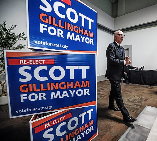 JOHN WOODS / FREE PRESS
Scott Gillingham, mayor of Winnipeg, holds an election rally at the Caboto Centre in Winnipeg, Sunday, October 4, 2026.
reporter: maggie