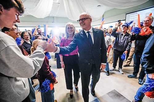 JOHN WOODS / FREE PRESS
Scott Gillingham, mayor of Winnipeg, holds an election rally at the Caboto Centre in Winnipeg, Sunday, October 4, 2026.
reporter: maggie