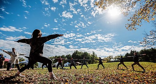 JOHN WOODS / FREE PRESS
Jessica Ryan Rogue Vinyasa Yoga does a yoga workshop at the Manitoba Chiropractors Association’s World Spine Day at the Forks in Winnipeg, Sunday, October 4, 2026.
reporter: standup