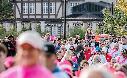 JOHN WOODS / FREE PRESS
People participate in the annual Canadian Cancer Society Run For The Cure at Assiniboine Park in Winnipeg, Sunday, October 4, 2026. 

reporter: maggie