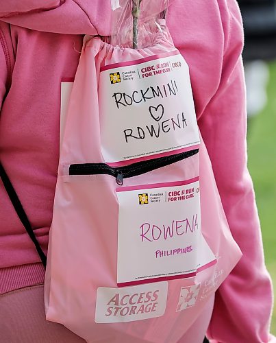 JOHN WOODS / FREE PRESS
People participate in the annual Canadian Cancer Society Run For The Cure at Assiniboine Park in Winnipeg, Sunday, October 4, 2026.
reporter: maggie