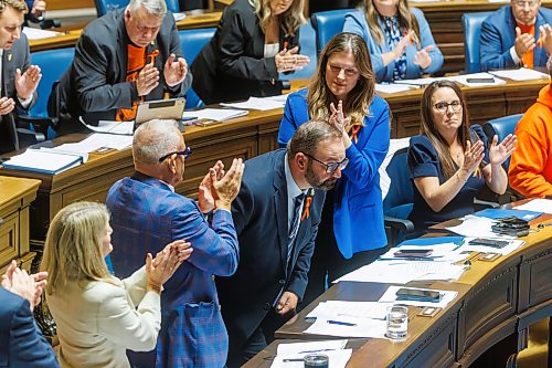 MIKE DEAL / FREE PRESS
Interim leader of the official opposition, Konrad Narth (La Vérendrye), is given a standing ovation by his party during Question Period in the Manitoba Legislature Tuesday afternoon.
Reporter: Carol Sanders
260929 - Tuesday, September 29, 2026.
