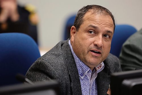 Brandon Ward 2 Coun. Kris Desjarlais speaks at Monday’s council meeting. (Alex Lambert/The Brandon Sun)