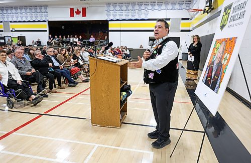 Ruth Bonneville / Free Press

Local Selkirk School renamed after Murray Sinclair 

Photo of Niigaan Sinclair, son of Hon. Murray Sinclair, sharing stories about his dad at the event  renaming event Wednesday. 

Lord Selkirk School Division students, families, staff and community members gathered Wednesday to celebrate the renaming of the school as École Murray Sinclair Middle School. 

The ceremony honoured the legacy of the late Honourable Murray Sinclair, who called Selkirk home and whose work had a lasting impact on justice and reconciliation in Canada.

The event included remarks from members of the Sinclair family, traditional drumming and dance performances, and a group photo beneath the school’s new sign.

Oct 7th,  2026