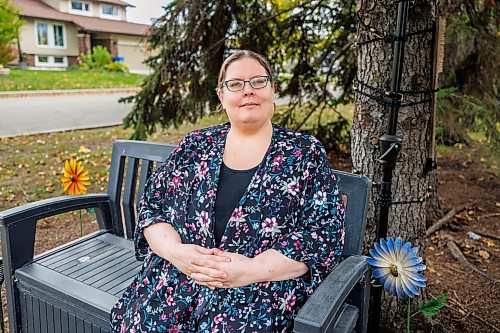 MIKE DEAL / FREE PRESS
Kristen Hardy, who has an underlying health condition, said she faces barriers to get two doses of Nuvaxovid, a non-mRNA COVID-19 vaccine by manufacturer Sanofi, this season. It is not available at pharmacies, and the earliest appointment is in late October. 
Pharmacists are asking the Manitoba government to allow them to administer more types of vaccines, and to conduct a sustained campaign for flu and COVID-19 shots, rather than a seasonal one, to counter declining uptake. Pharmacists want to be able to administer vaccines for RSV an hep A and B, and to prescribe vaccines for shingles.
Reporter: Chris Kitching
261008 - Thursday, October 08, 2026.