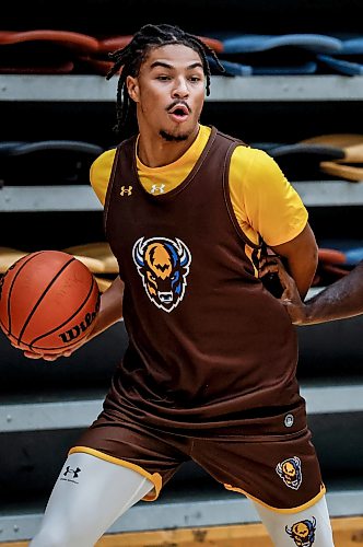 JOHN WOODS / FREE PRESS
Samuel Desrochers of the University of MB basketball practices at the university in Winnipeg, Tuesday, October 13, 2026. 

reporter: josh