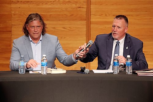 City of Brandon Mayoral candidates Jeff Fawcett and Len Isleifson take part in the mayoral debate at Brandon University’s Lorne Watson Recital Hall on Friday evening.
(Tim Smith/The Brandon Sun)