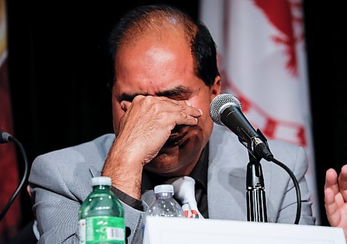JOHN WOODS / FREE PRESS
Mayoral candidates Umar Hayat weeps during the Mayoral Candidate Forum: Urban First Nations Priorities at the Manitoba Museum in Winnipeg, Tuesday, October 20, 2026. The Assembly of Manitoba
Chiefs (AMC), Manitoba Keewatinowi Okimakanak (MKO), the Southern Chiefs' Organization (SCO) and Treaty One Nations (T1N) will host a forum for Winnipeg mayoral candidates focused on issues and priorities important to First Nations people living in Winnipeg.
reporter: morgan