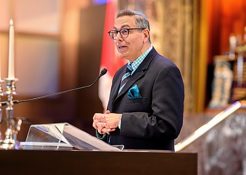 Mike Sudoma / Free Press
Rabbi Rose leads a joint inter-faith service with members of Charleswood United Church Friday evening at Shaarey Zedek Synagogue
October 16, 2026