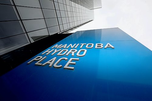 RUTH BONNEVILLE / WINNIPEG FREE PRESS
Dynamic photos of the Manitoba Hydro Building sign in front Hydro Building at 360 Portage Ave.
See story on Hydro Board.
March 21, 2018