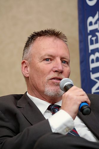 Mayoral candidate Len Isleifson responds to a question during a Breakfast with the Mayoral Candidates event hosted by the Brandon Chamber of Commerce at the Victoria Inn on Wednesday morning. (Matt Goerzen/The Brandon Sun)