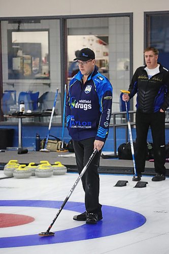 Steve Irwin marks the shot for his teammates during the game against Andrew Kempthorne on Wednesday. Irwin is undefeated with a 3-0 record to start the 2026-27 season. (Rowan McCarthy/The Brandon Sun)